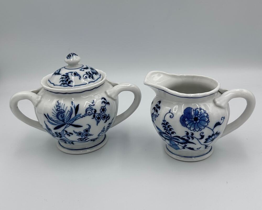 VTG Blue Danube Blue Onion Sugar and Creamer Set Ribbon Hallmark Logo